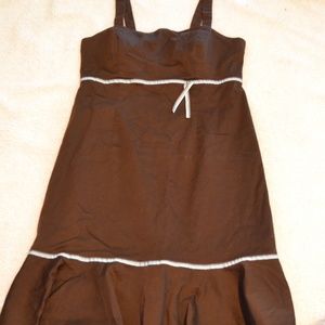 brown dress with sky blue & yellow striped ribbons